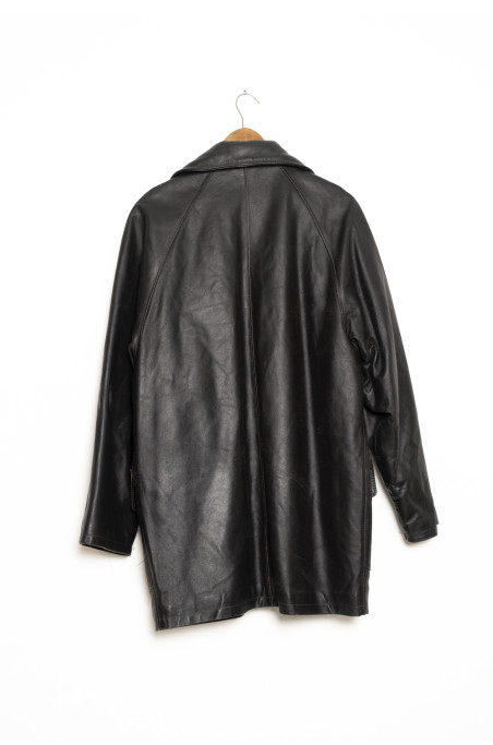 Chaqueta cuero color negro