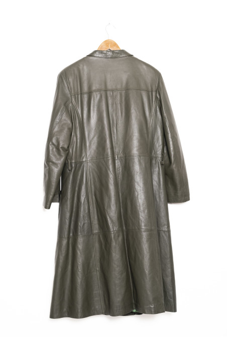 Abrigo cuero verde largo